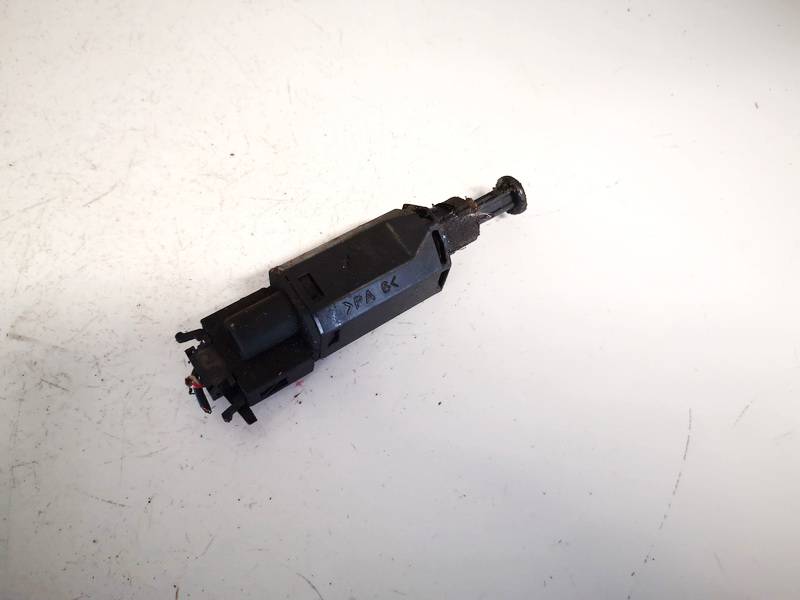 1H0927189D Audi A2 2002 Brake Light Switch (sensor) - Switch (Pedal Contact) - Thumbnail 3