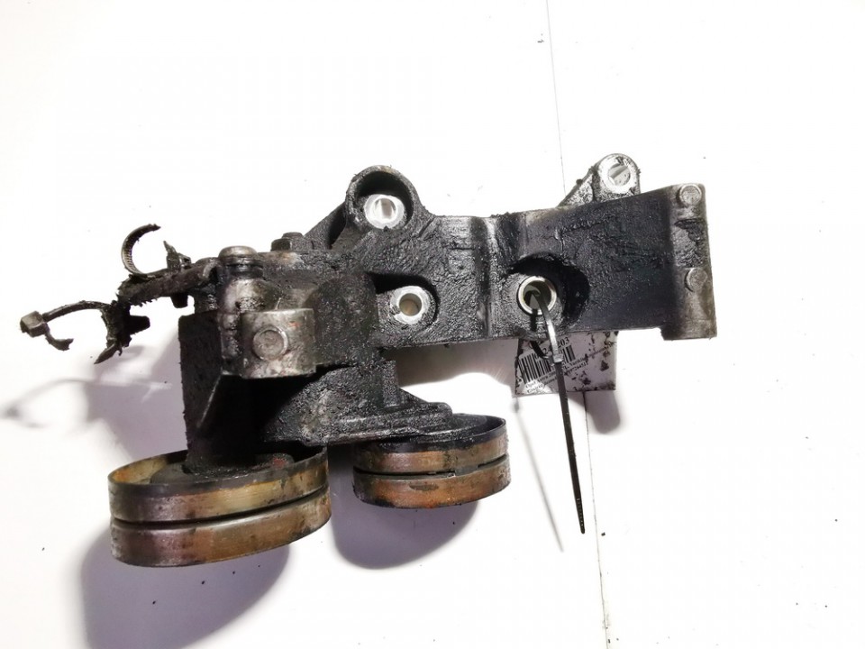 897264512 Opel Astra 2004 Engine Mount Bracket and Gearbox Mount Bracket