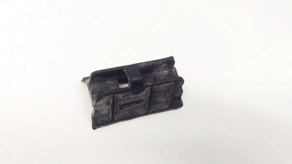 8K9807890B Audi A4 2016 andere Halter - Thumbnail 2