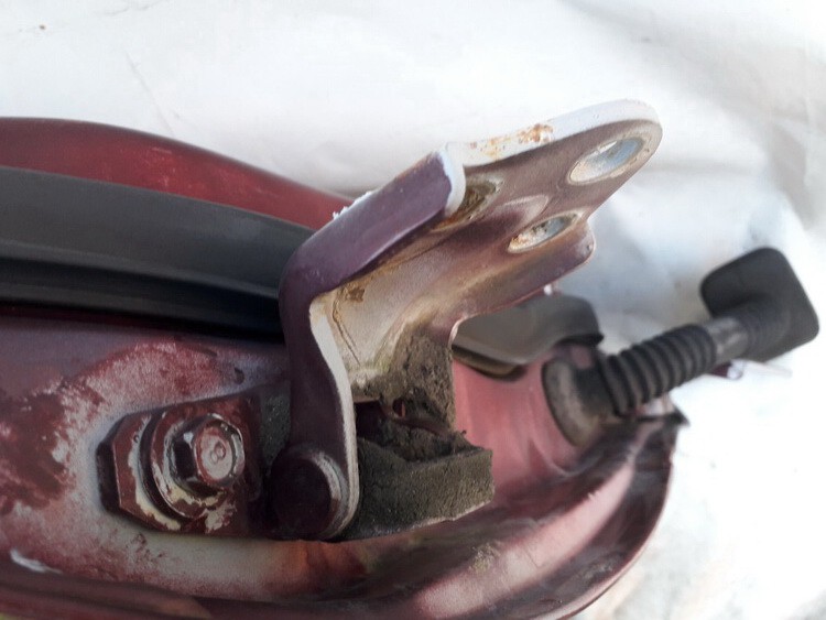 UISED Mitsubishi Galant 1994 Door Hinge - FRONT - Thumbnail 2