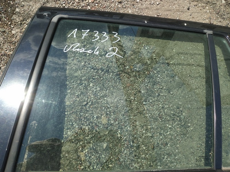 Mazda 2 2004 Szyba drzwi - TYLNE LEWE