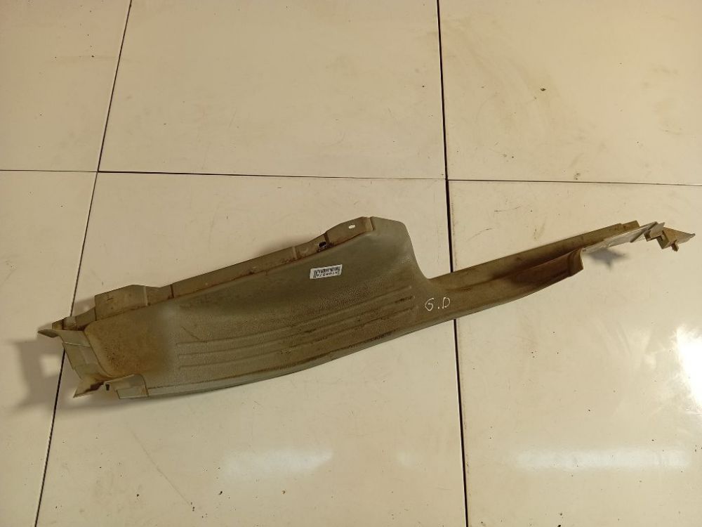 7700835110 Renault Scenic 2002 Moldura protectora del borde trasero - TRASERO DERECHO