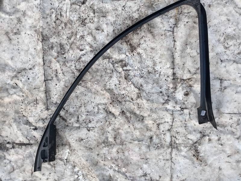 7060205 BMW 3-Series 2005 Glass Trim Molding-weatherstripping - FRONT LEFT