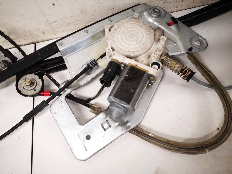 67628360511 BMW 5-Series 1999 Window Motor - FRONT LEFT