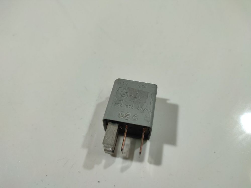 13100504 Opel Meriva 2006 RELÉ PARA AUTOMÓVIL