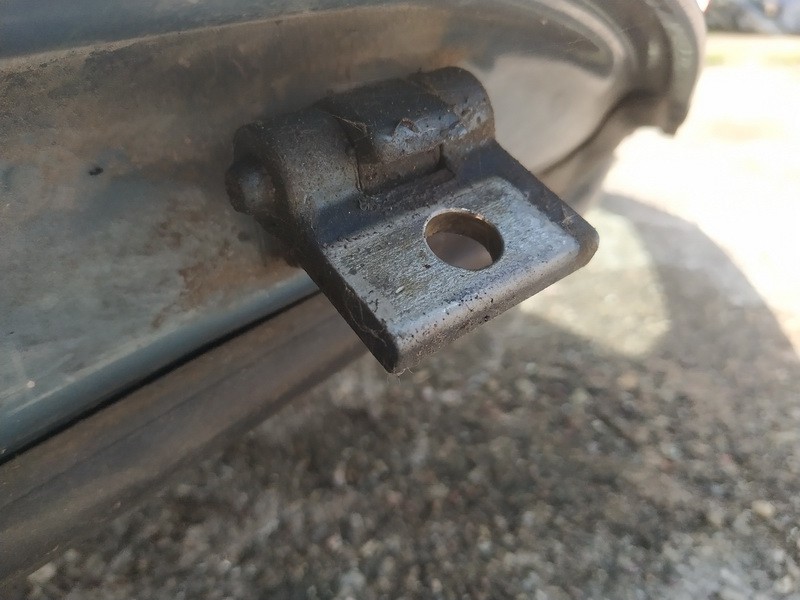 Audi A2 2002 Priekšējo durvju eņģe - PRIEKŠ