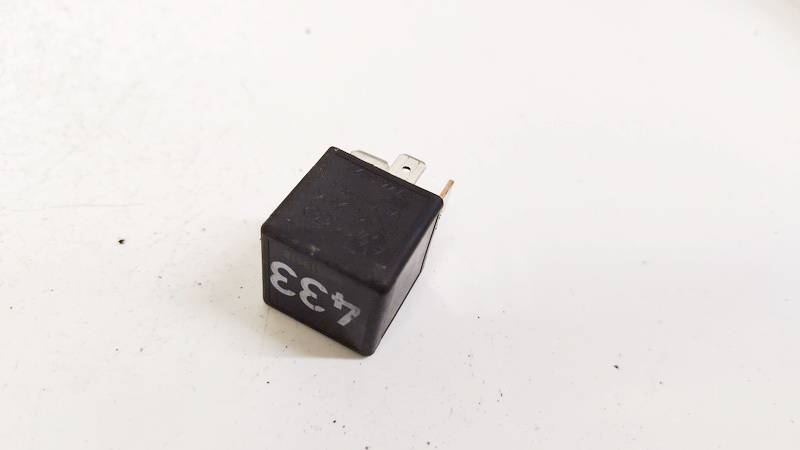 3D0951253A Audi A3 2005 Relay module - Thumbnail 3