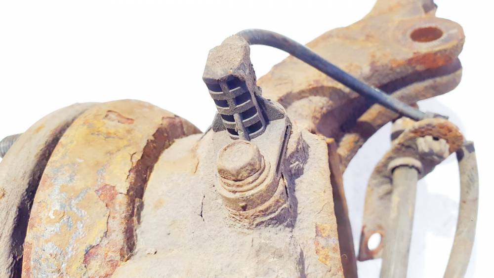 598302L300 Hyundai i30 2010 ABS anturi - EDESSÄ OIKEALLA