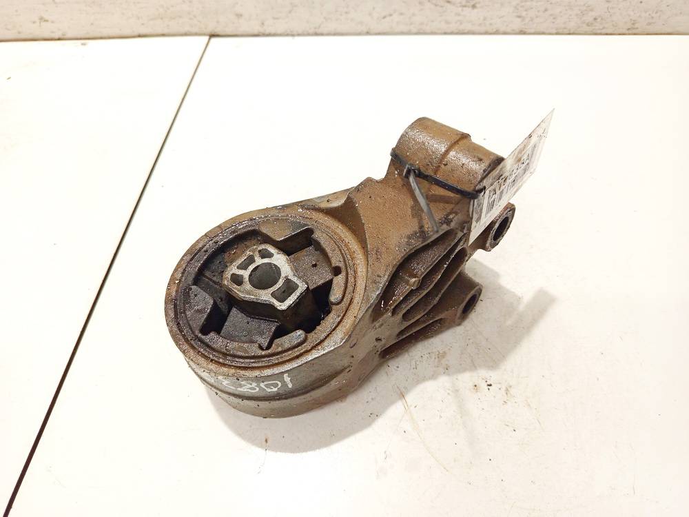 X01187 Opel Antara 2013 Poduszki silnika oraz poduszki skrzyni biegów