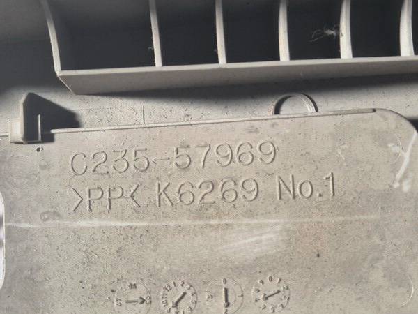 C23557969 Mazda 5 2005 Wykończenie wnętrza (plastikowe elementy) - Thumbnail 3