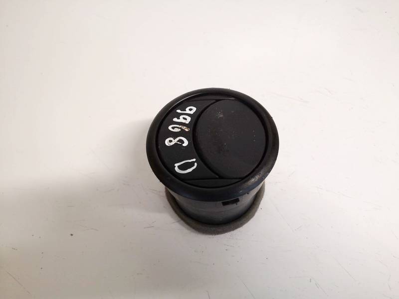 BP4KGM732 Mazda 2 2010 Wloty powietrza do kabiny