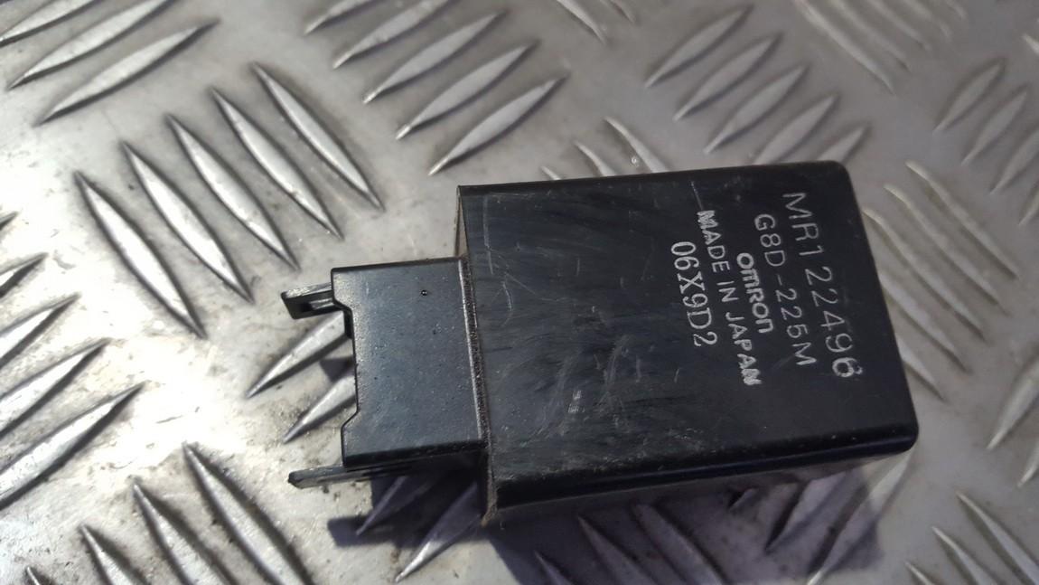 MR122496 Mitsubishi Colt 1995 Rele