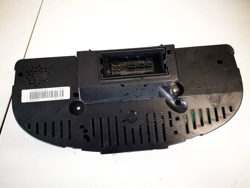 1T0920872A Volkswagen Touran 2005 Tacho Tachometer Kombiinstrument - Thumbnail 2