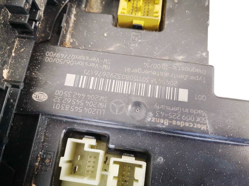 2045458301 Mercedes-Benz C-CLASS 2008 Fuse box - Thumbnail 2