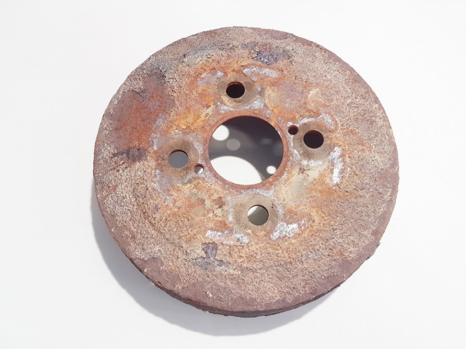 Toyota Yaris Verso 2001 Stabdziu bugnas