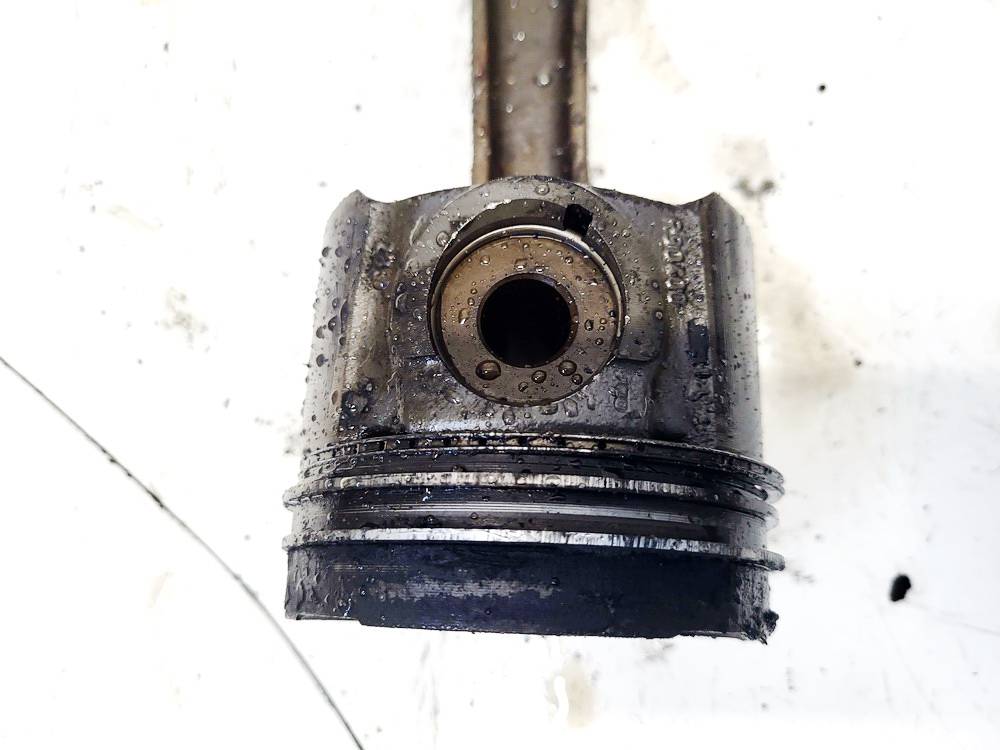 Opel Vectra 2001 Piston and Conrod (Connecting rod) - Thumbnail 2