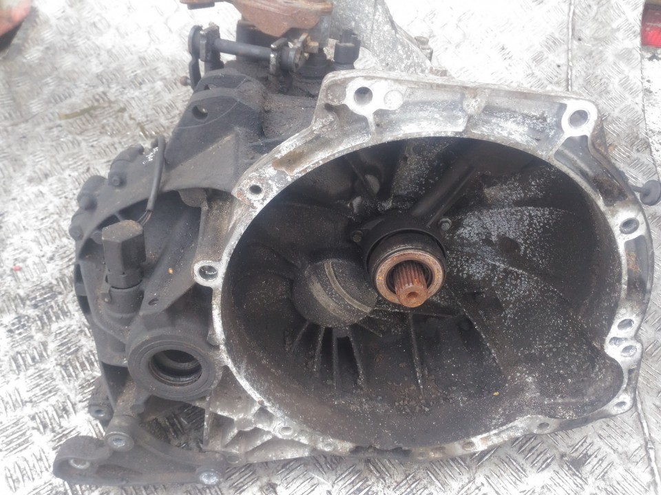 2S4R7002PB Ford Focus 1999 Gearbox