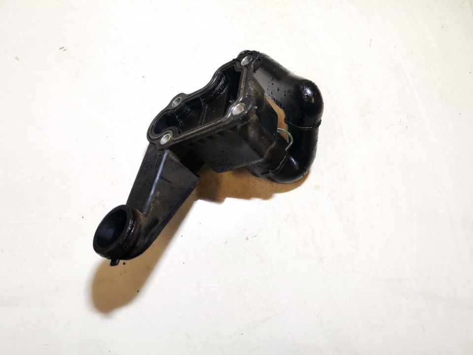 037103772b used Vacuum pump Breather (PCV Engine Breather Valve) Audi