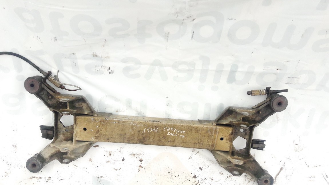 Chrysler 300M 2004 Traversas-Tiltas G.
