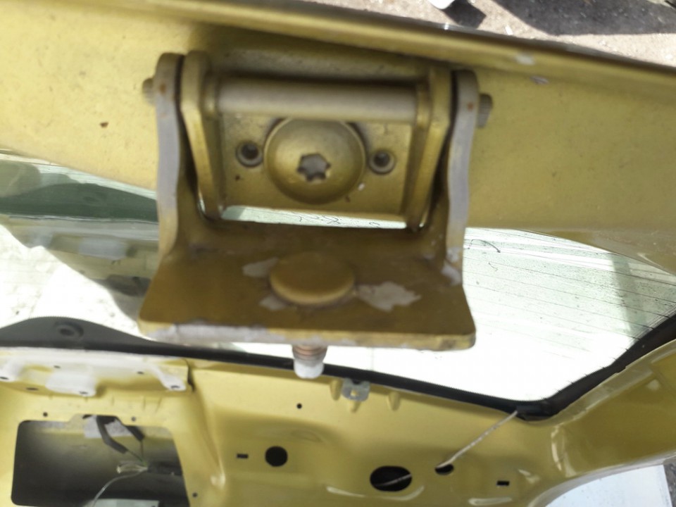 Citroen C3 2003 Zawias tylnej klapy - TYLNE LEWE