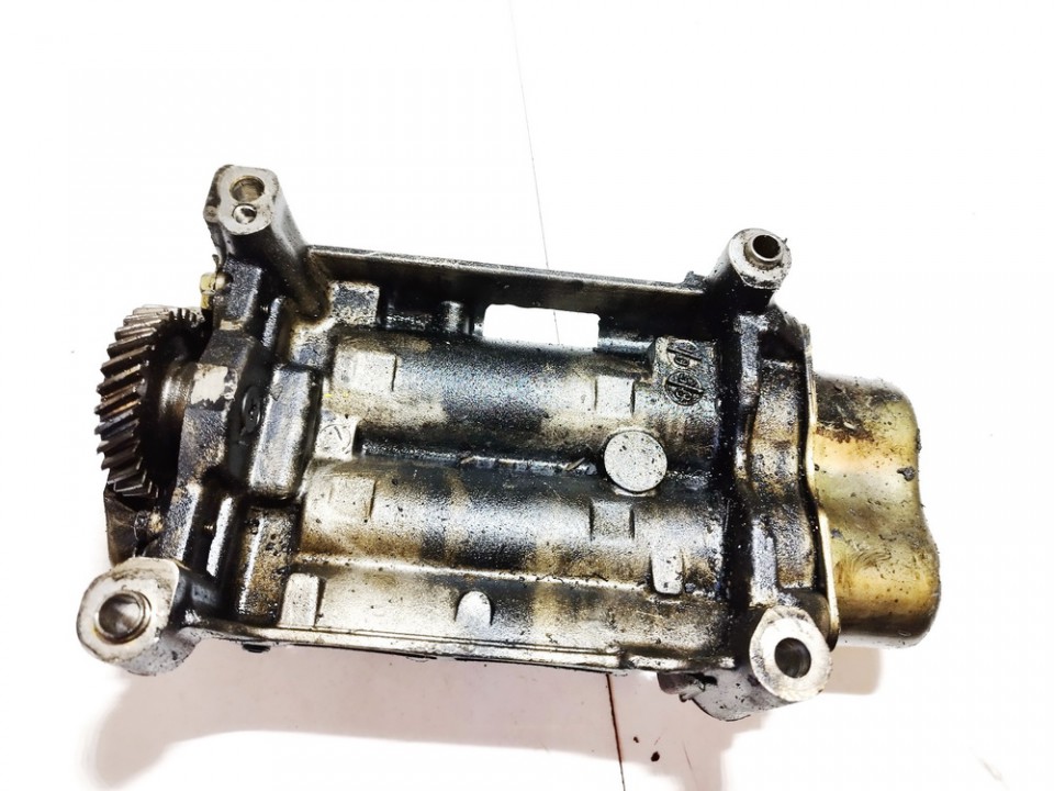 Hyundai Elantra 2001 Oil pump