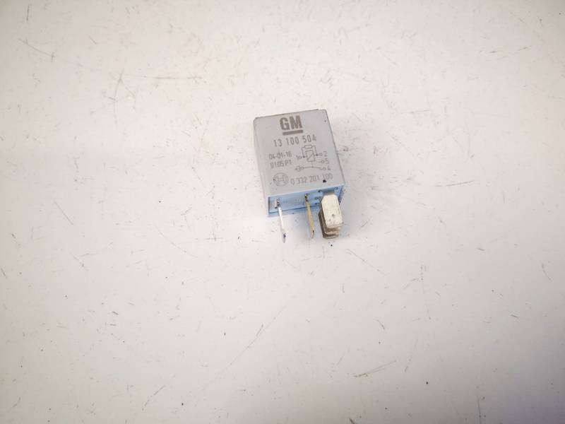 13100504 Opel Meriva 2004 Relay module
