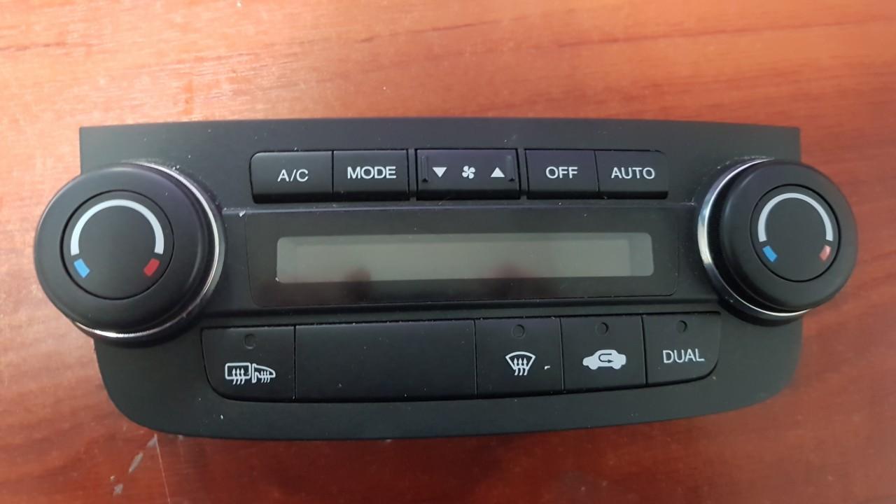 79600SWYE4 Honda CR-V 2008 Climate Control Panel (heater control switches)