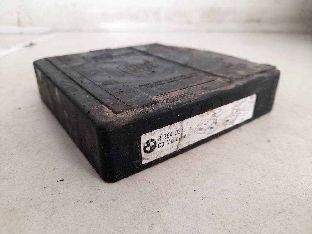 8364931 BMW 5-Series 2002 CD changers - Thumbnail 3
