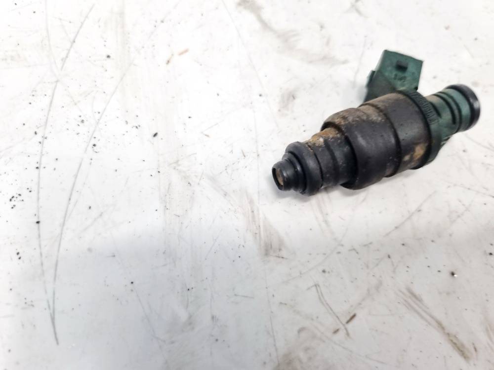 037906031AA Audi A3 1998 Fuel Injector - Thumbnail 3