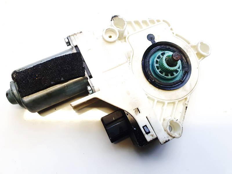 4F0959802D Audi A6 2007 Window Motor - FRONT RIGHT - Thumbnail 3
