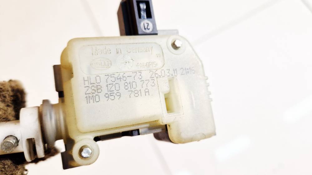 1Z0810773 Skoda Octavia 2011 Élément de Réglage Central - Thumbnail 3