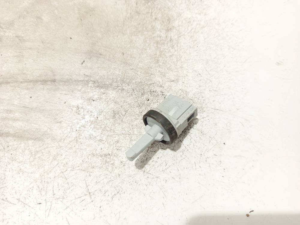 1K0907543G Volkswagen Golf 2009 Intake Air Temperature Sensor (Cabin Air Temperatur)