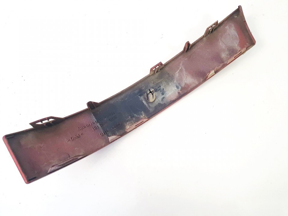 8D0945101 Audi A4 1996 Tail Light Cover Trim - REAR LEFT - Thumbnail 3