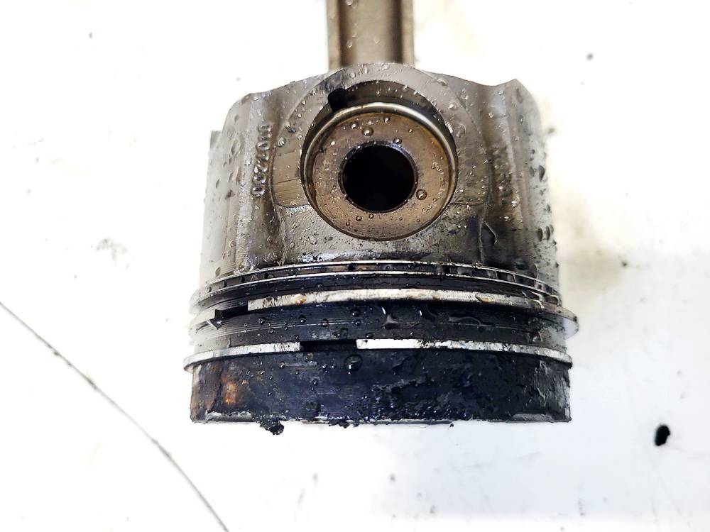 Opel Vectra 2001 Piston and Conrod (Connecting rod) - Thumbnail 2