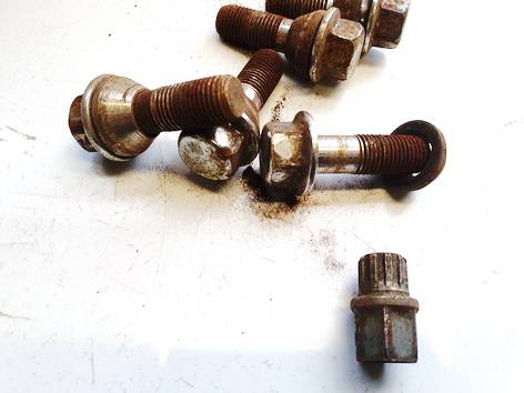 Volvo V70 2008 Vehicle Wheel Nuts kit - Thumbnail 2