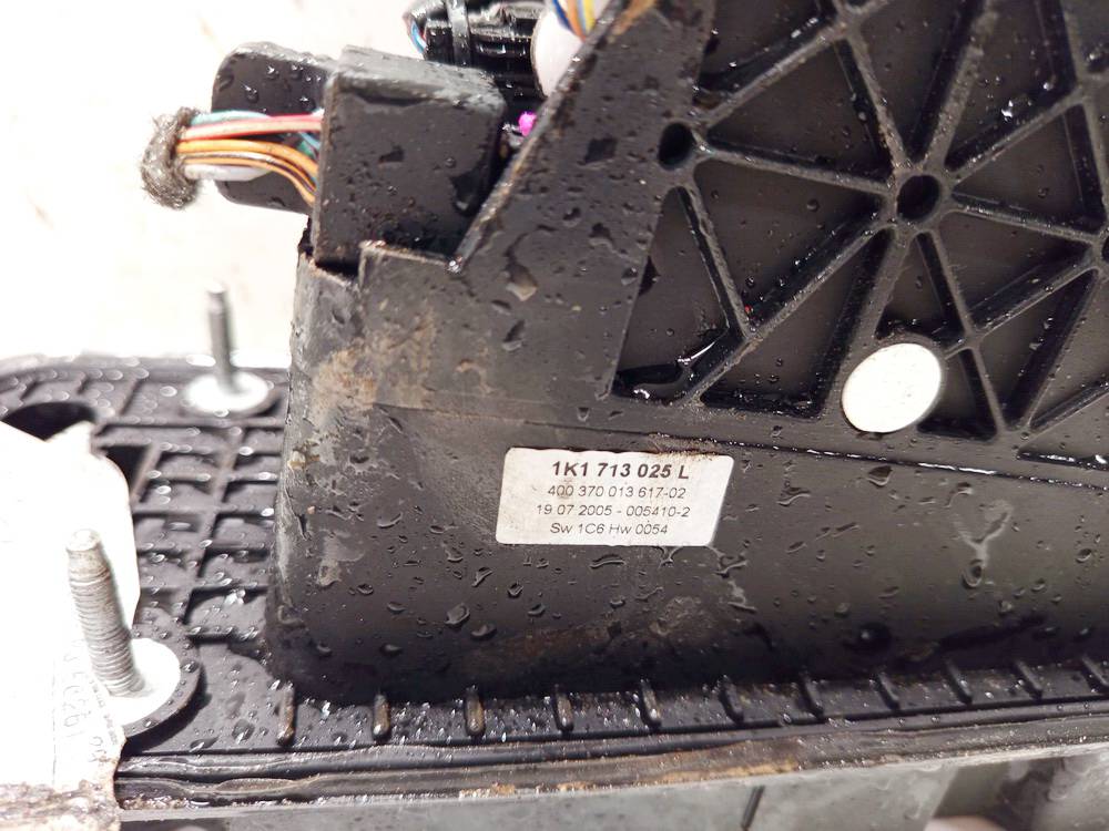 1K1713025L Seat Toledo 2005 Gearshift Lever Automatic (GEAR SELECTOR UNIT) - Thumbnail 3