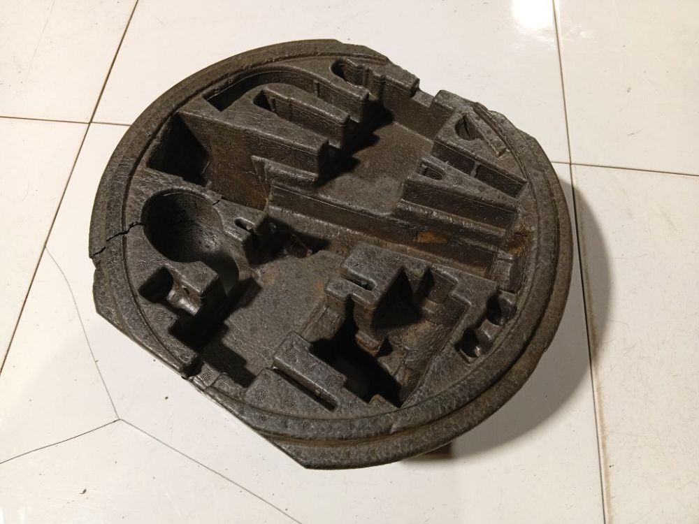 1K0012115C Volkswagen Golf 2004 Tool kit