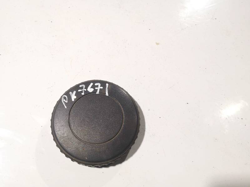 1J0881673 Volkswagen Polo 2005 PLASTICOS-Otros repuestos del interior