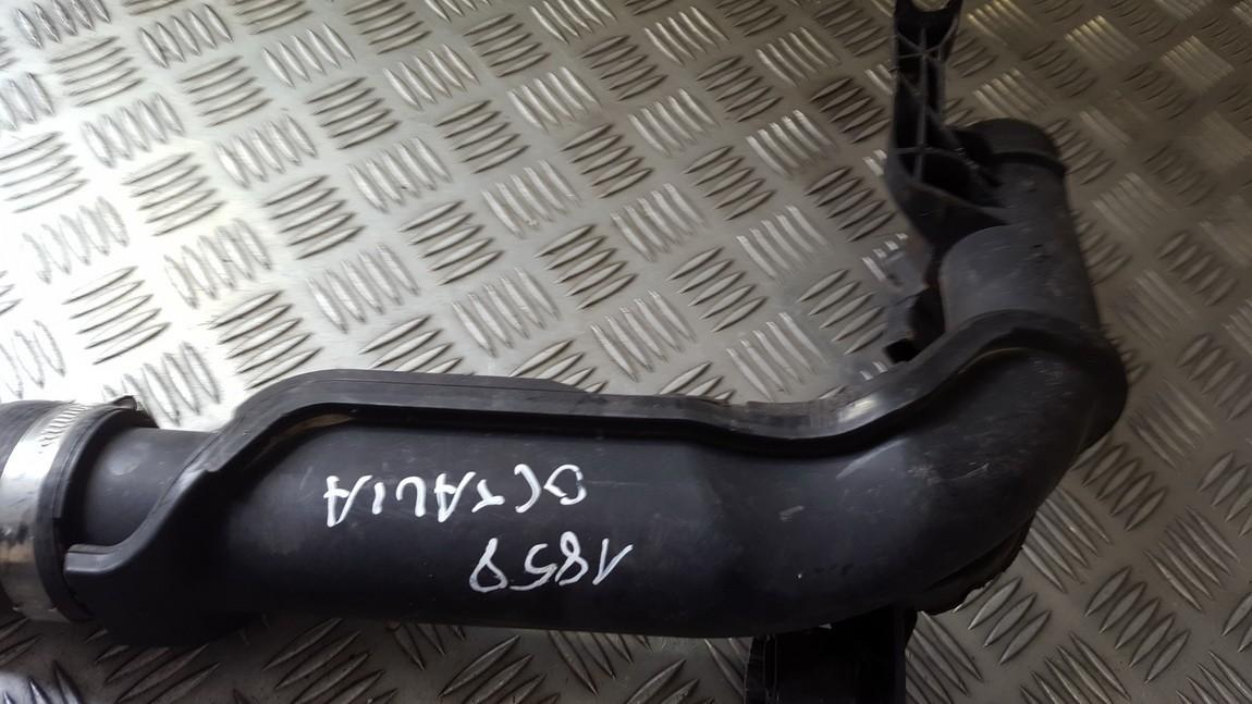 1K0145770AE Skoda Octavia 2010 DURITE COLLECTEUR ADMISSION