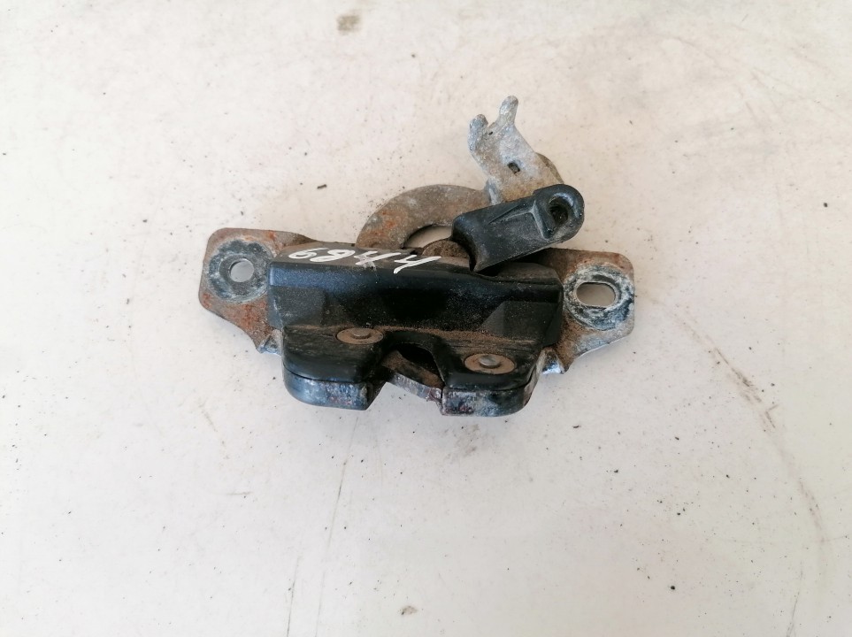 Audi A4 1995 Trunk Lid Lock Latch - REAR