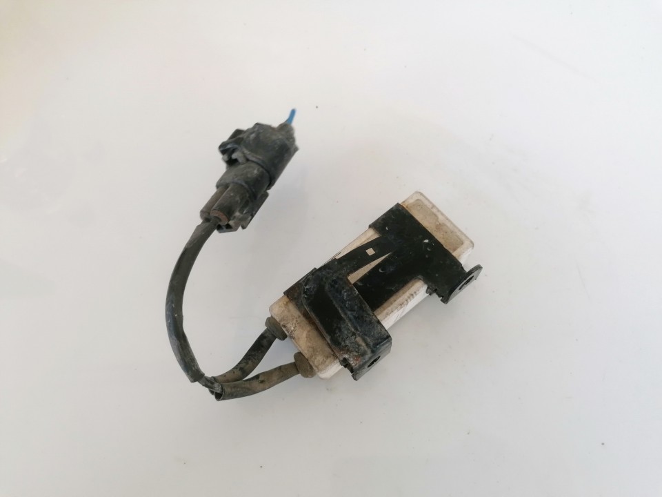 used used Heater Resistor (Heater Blower Motor Resistor) Toyota Yaris 2004 1.4L 9EUR EIS01424293