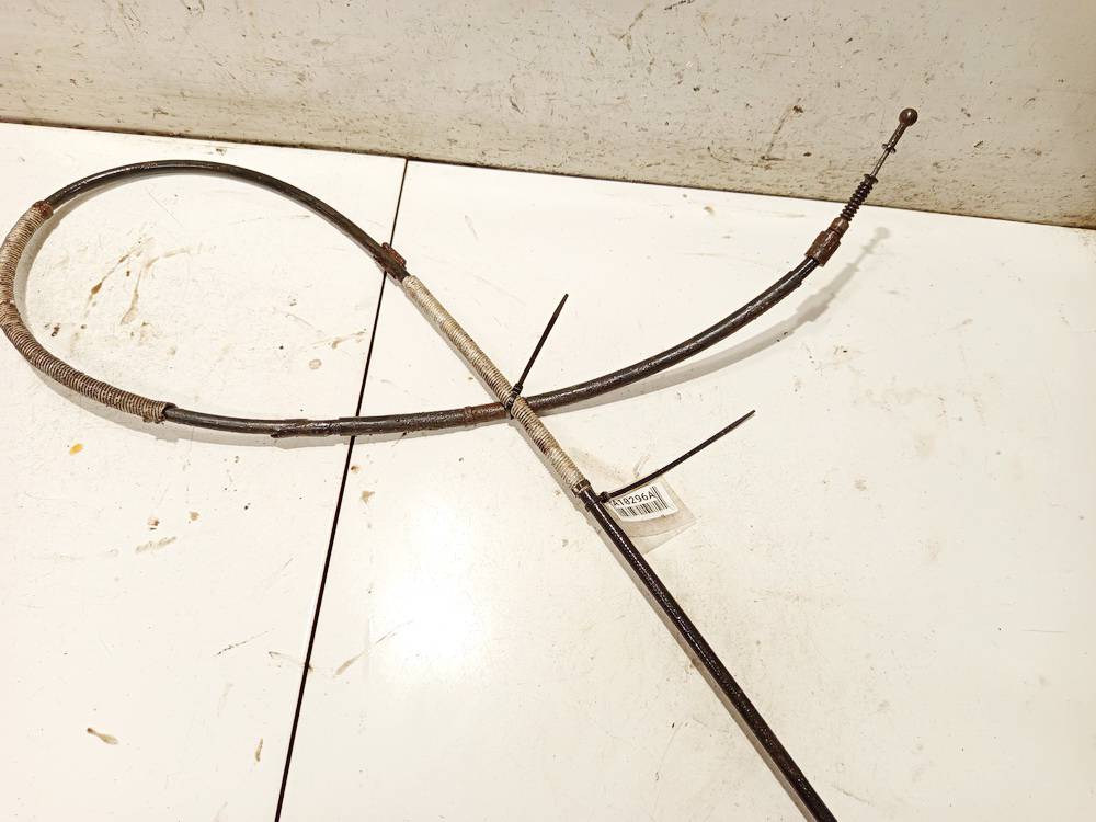 Audi A4 2001 Linki hamulca ręcznego