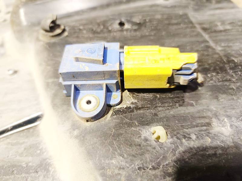 1K0955557A Opel Zafira 2002 Srs Airbag crash sensor - Thumbnail 2