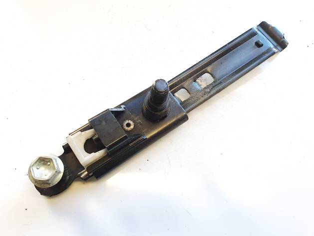 F4075 Toyota Avensis 2006 Seat belt adjustment rail - FRONT LEFT