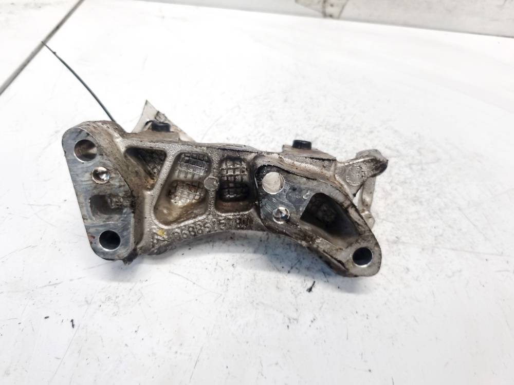 9688615780 Citroen C4 2010 Variklio kronsteinas ir Greiciu dezes kronsteinas