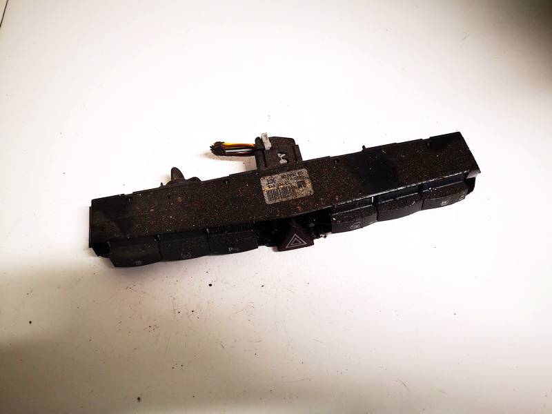 13100115 Opel Astra 2005 Hazard switch