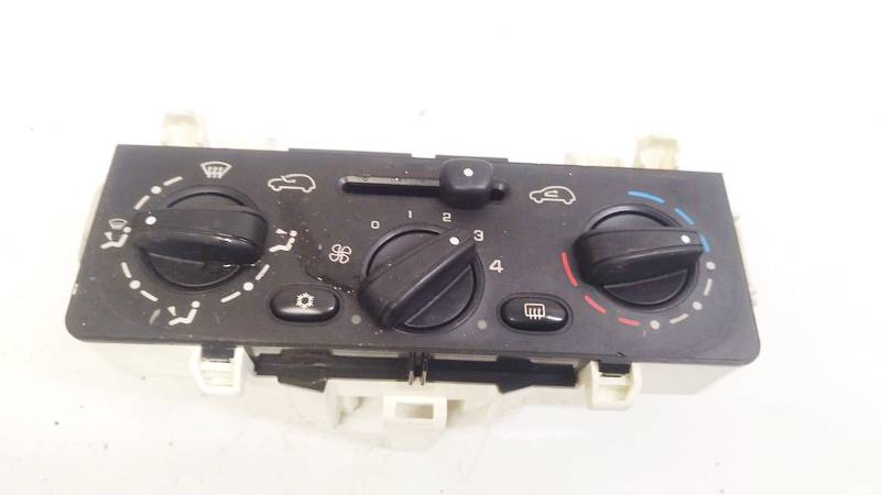 F664479W Citroen C3 Pluriel 2003 Panel sterowania klimatyzacją (przełączniki ogrzewania)