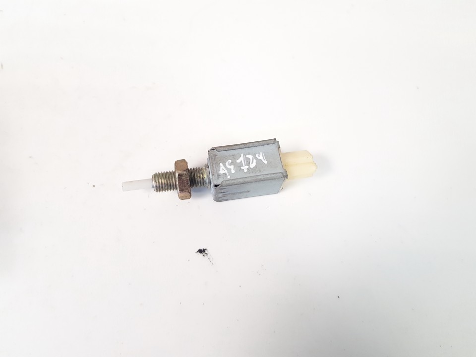 Kia Sorento 2004 Brake Light Switch (sensor) - Switch (Pedal Contact) - Thumbnail 2