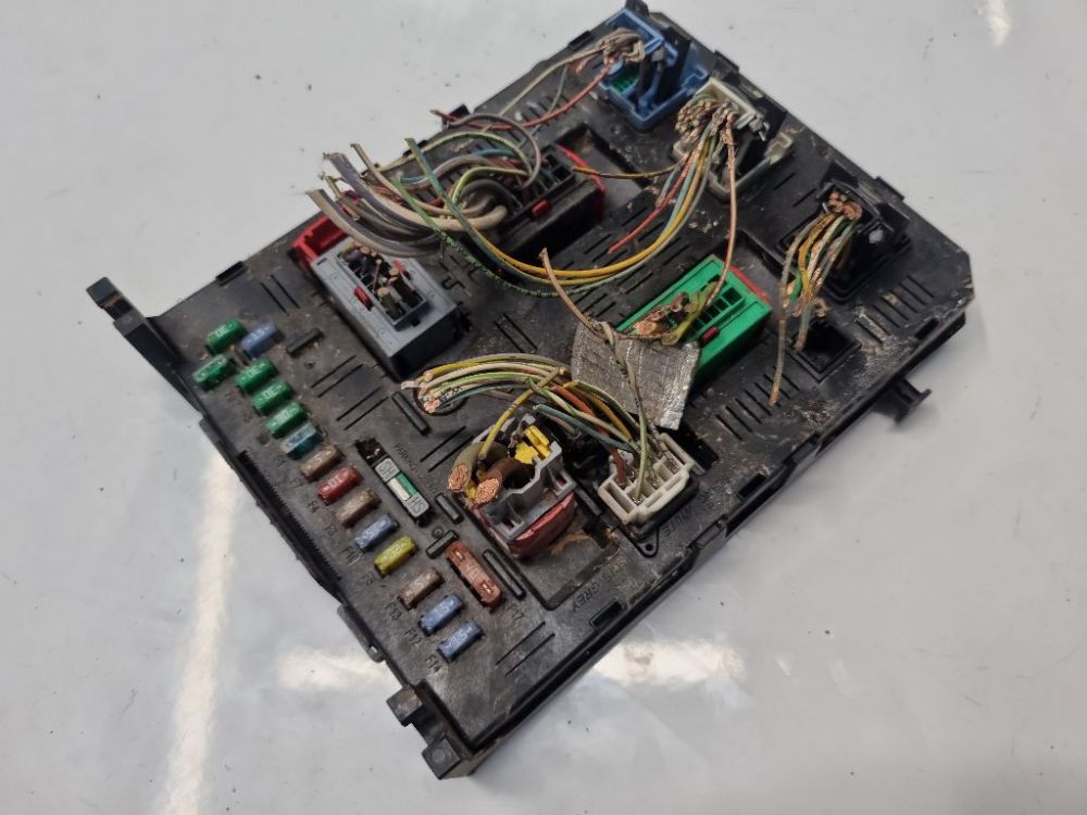 9660105980 Citroen C4 2007 Блок комфорта