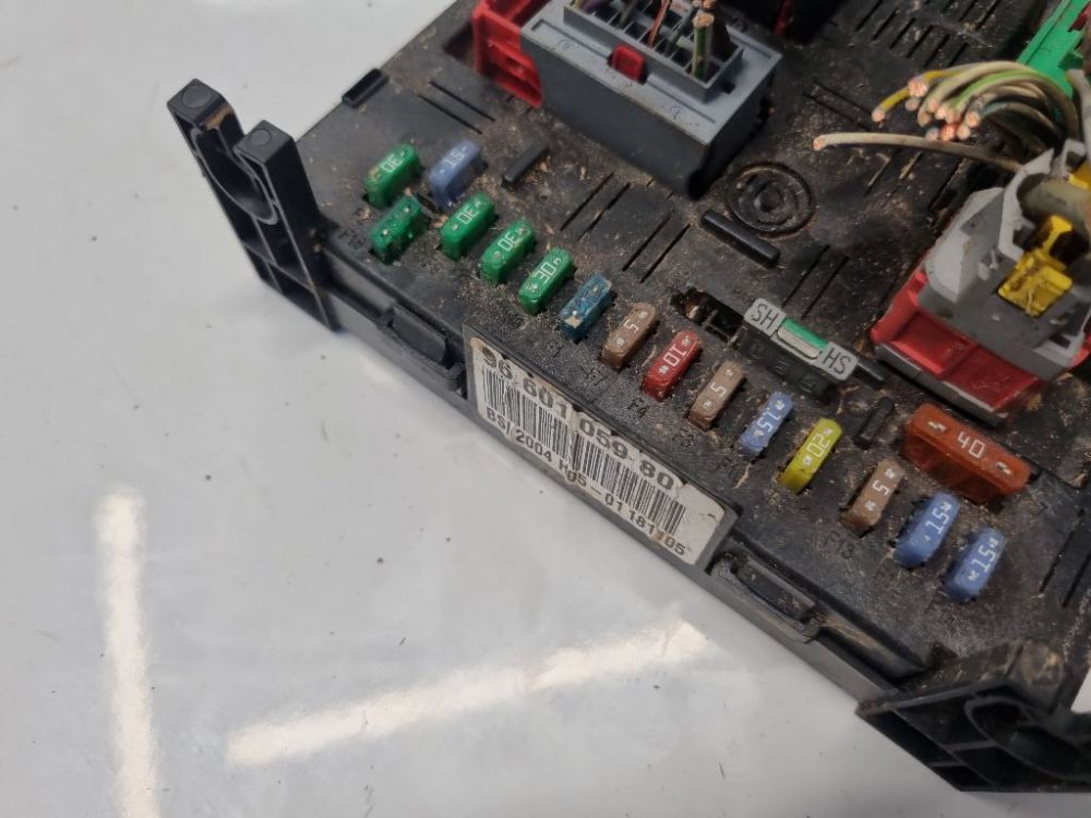 9660105980 Citroen C4 2007 Komforto blokas - Thumbnail 2